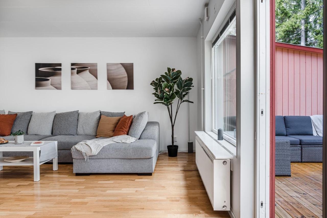 Uppsala Large Family Home Beside Forest Luaran gambar